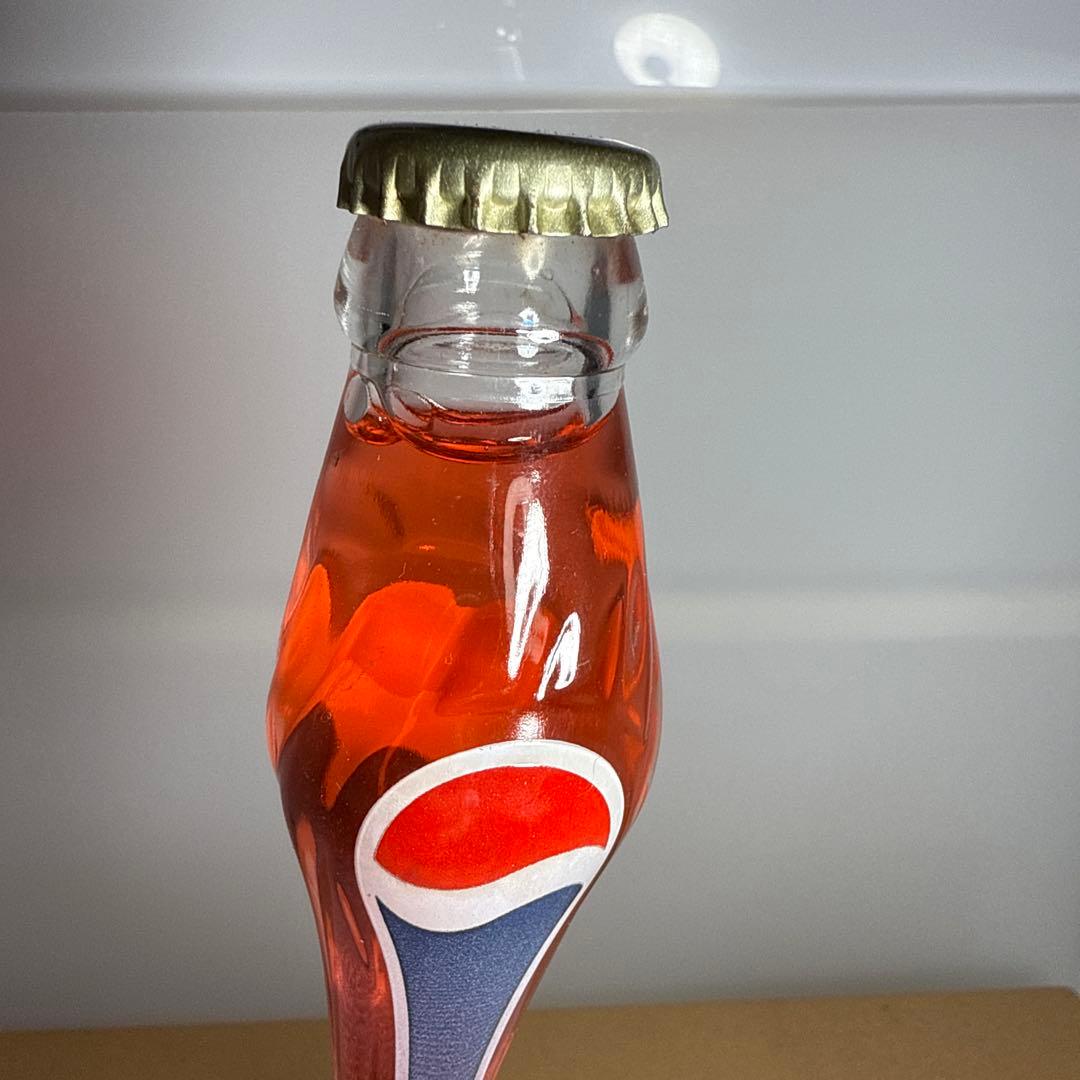 ペプシコーラ　変形瓶