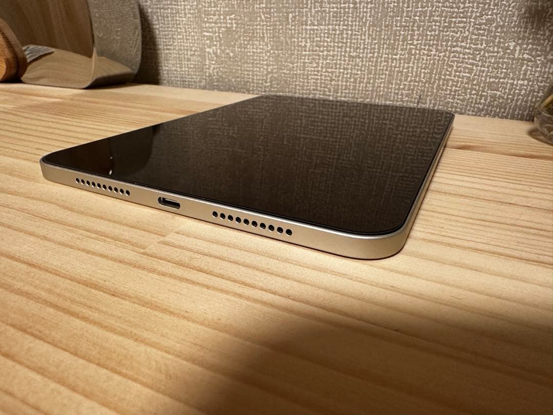 iPad mini 第6世代 Wi-Fiモデル 64GB - スターライト