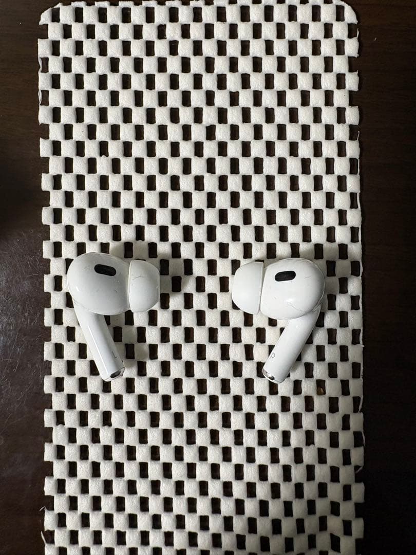 AirPods Pro第2世代　TYPE-C 本体 ホワイト 充電ケース付き
