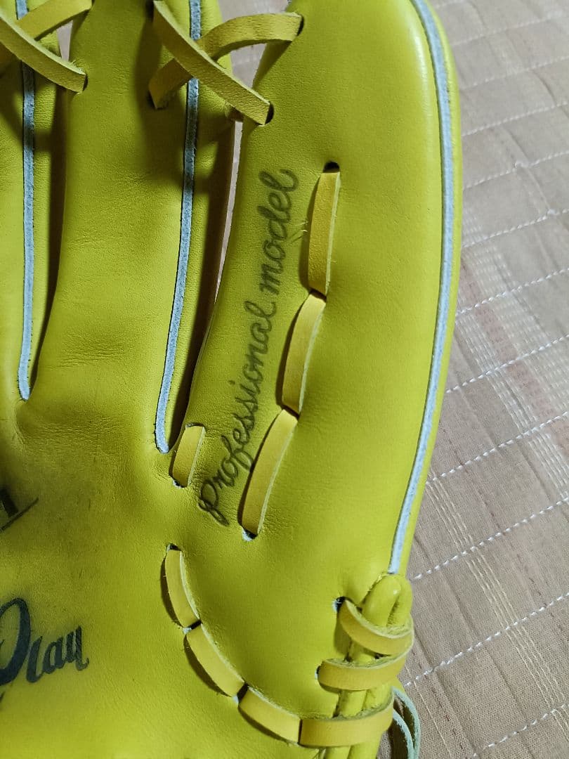 シュアプレイ 軟式オーダーグローブ イエロー