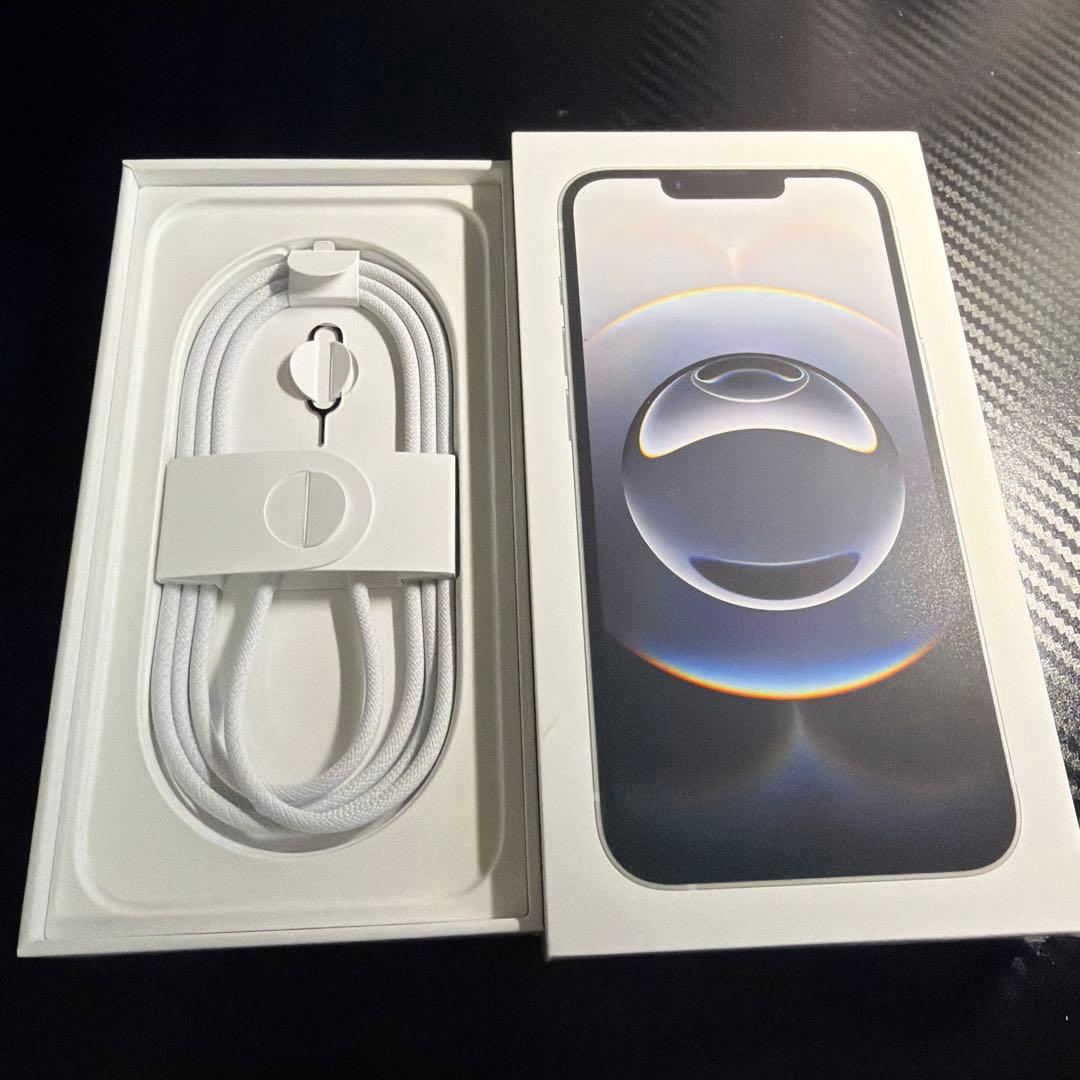 Apple iPhone 16e ホワイト 128GB