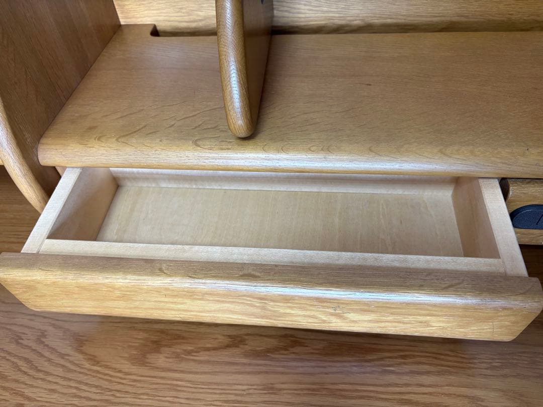 1/3 カリモク家具　学習机本体 (机本体、本棚、ワゴンセットで販売希望)