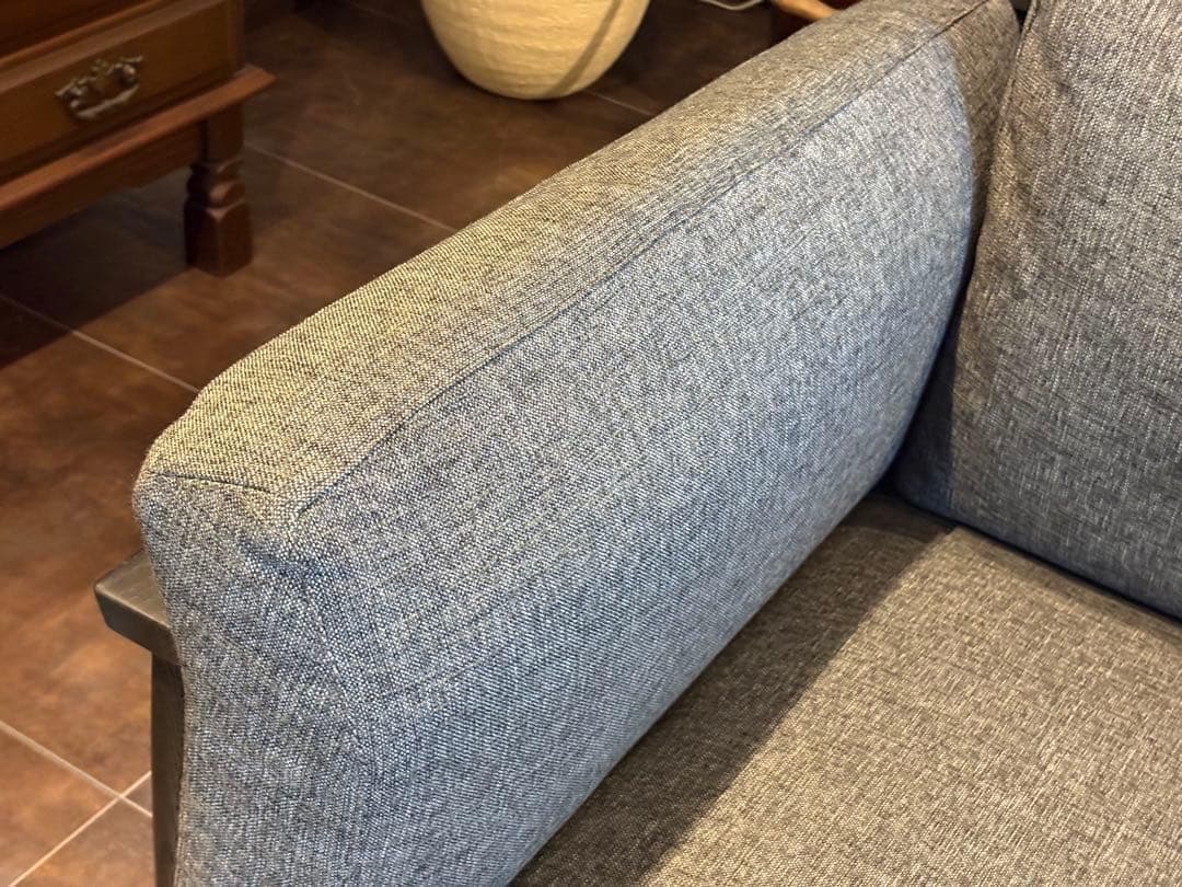 FUJIEI 富士栄　モダン　2Pソファ　アームソファ　リビング　ブラック　HZ