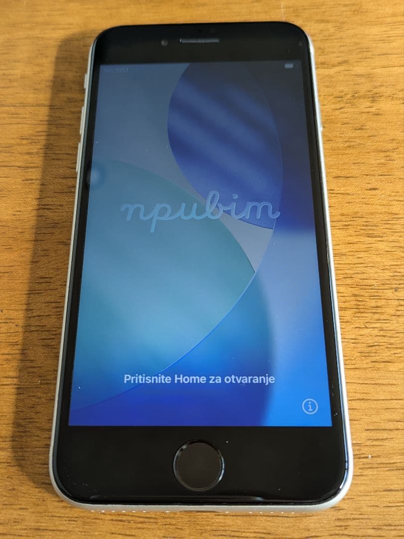 iphone SE3 64GB　難あり