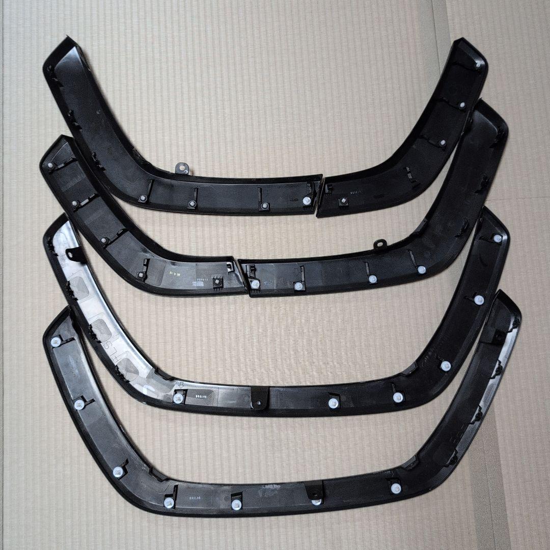 【루나 runa】 トヨタ RAV4 フェンダー 純正