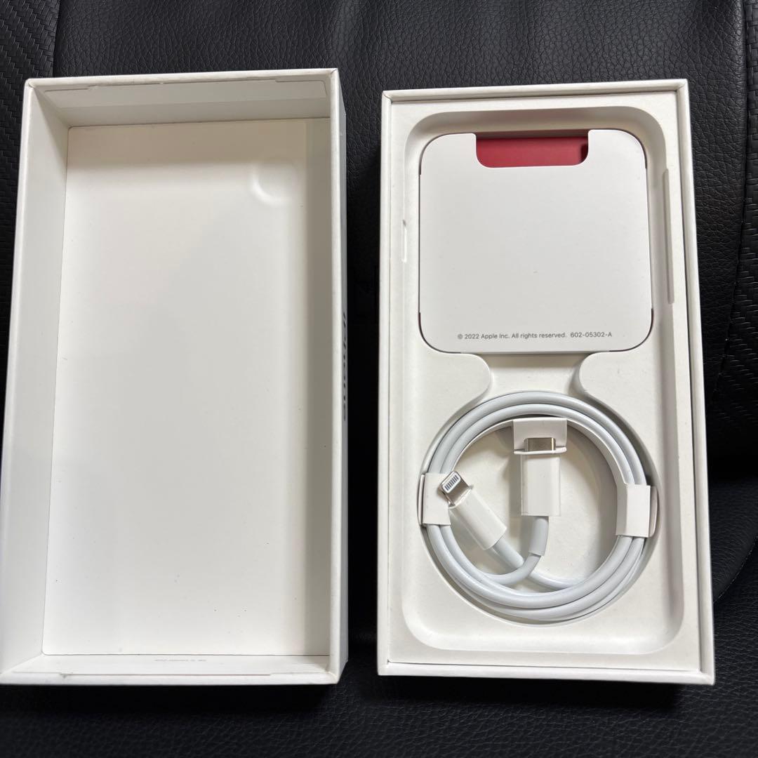 iPhone SE 第3世代　64GB レッド　赤　RED