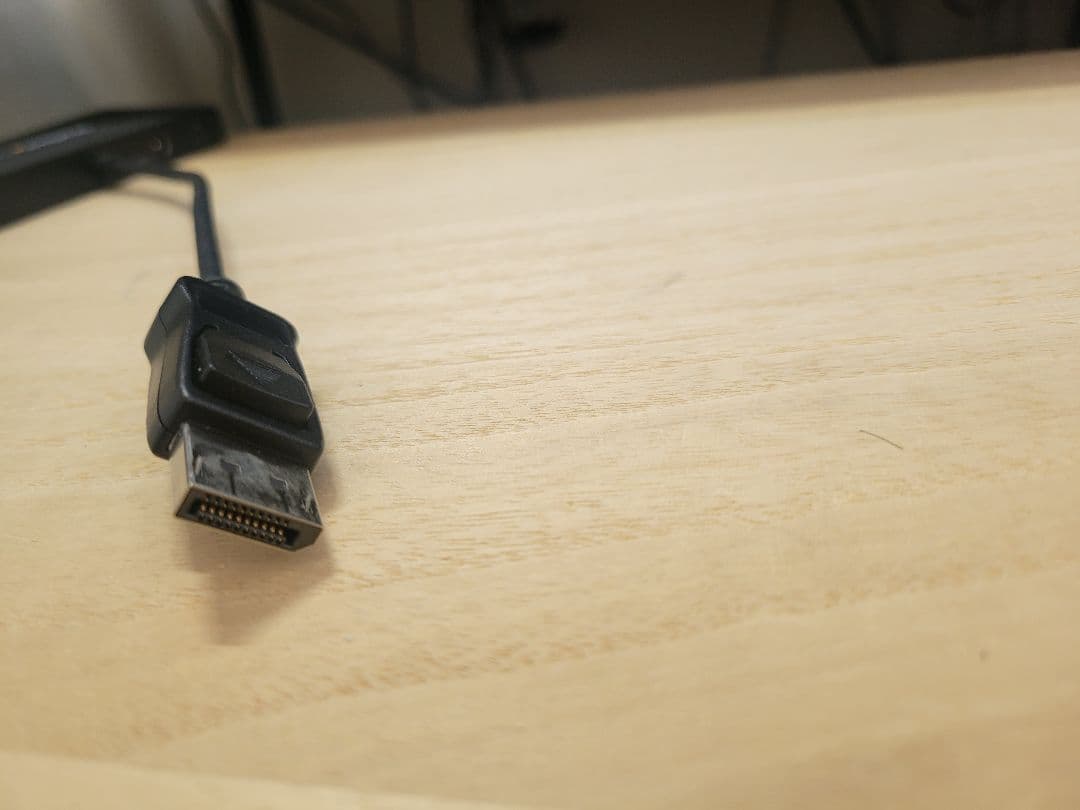 StarTech.com 4ポート HDMI変換コネクタ