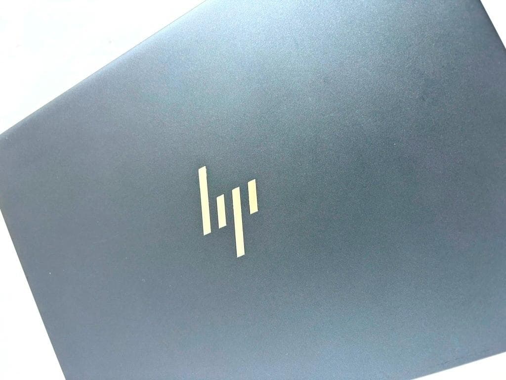 じ*ん様 HP Dragonfly G4 | Core i7-1365U | 3