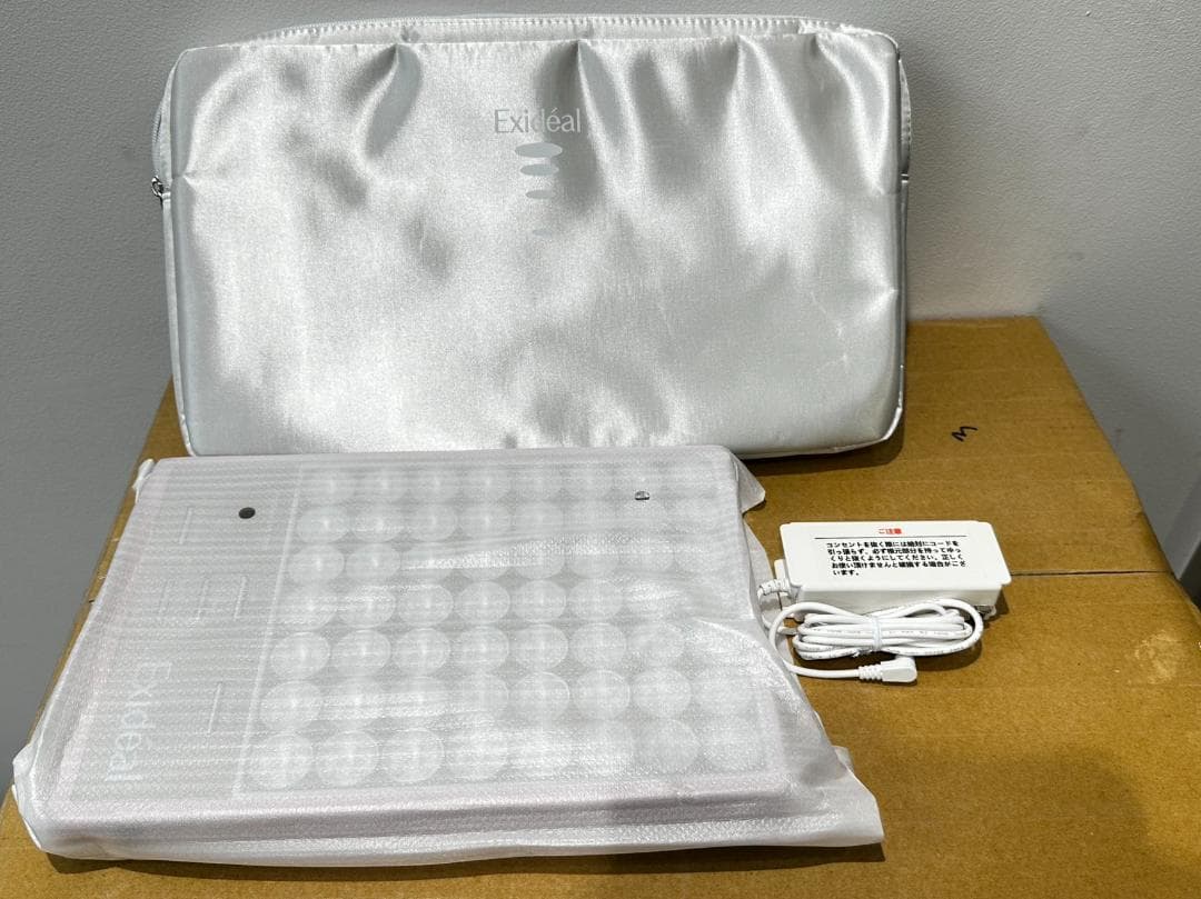 【値下げ】エクスイディアル LED美容器 本体セット Exideal