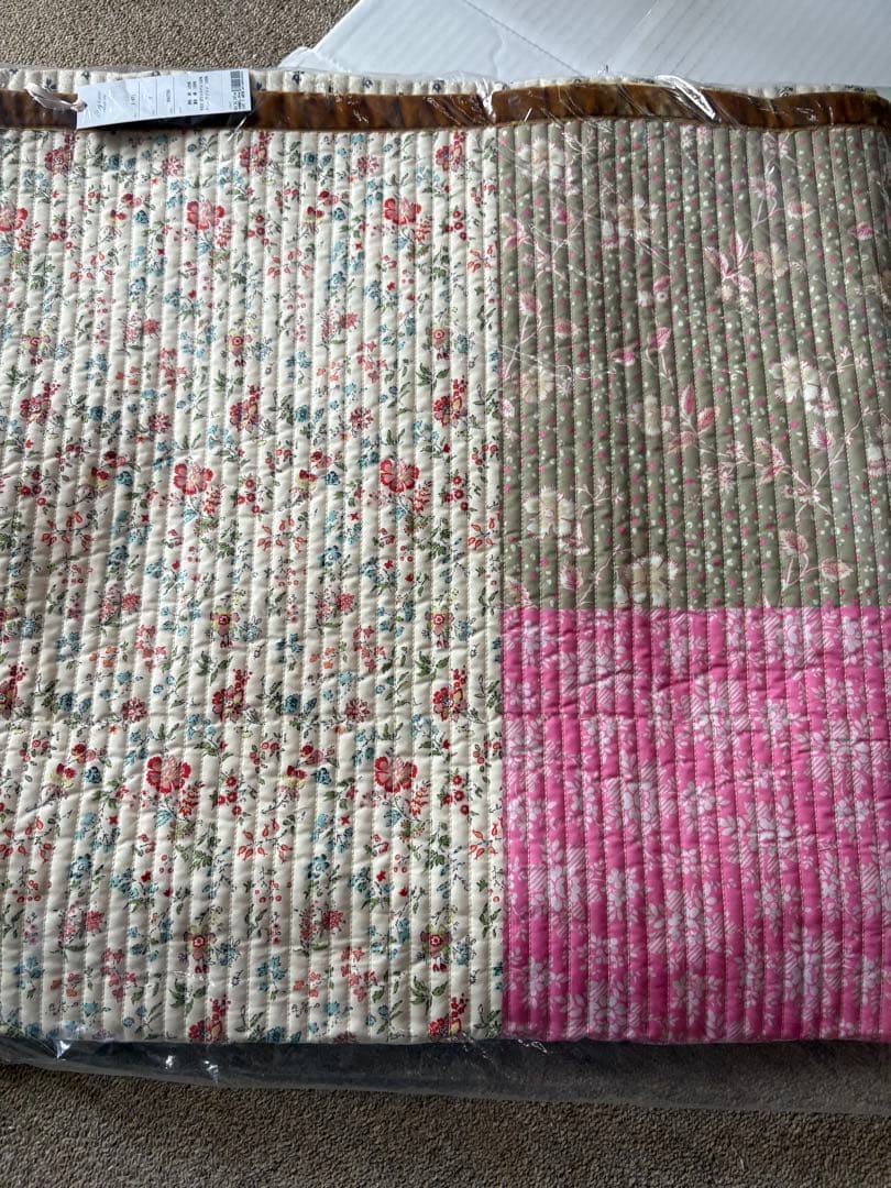 新品、キルティングマット、最終価格‼️未開封です‼️