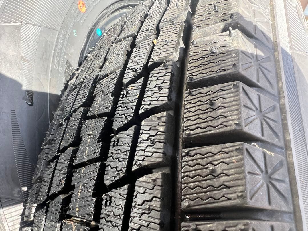 て*り様 スタッドレスタイヤ ジムニー　JB64