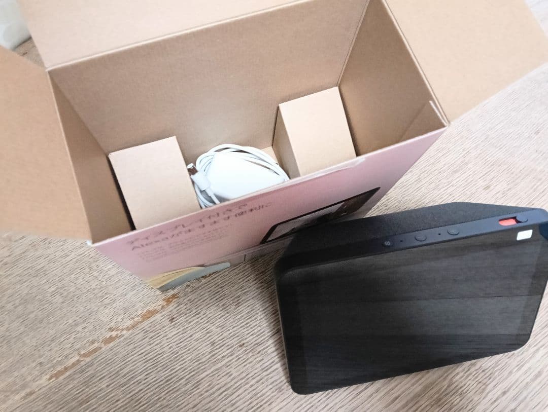 Amazon Echo Show 8 第2世代 HDスマートディスプレイ