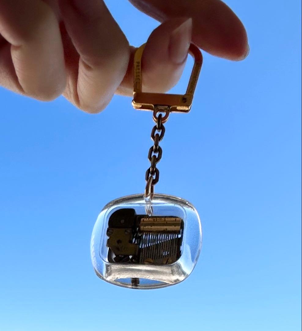 スイス製オルゴールキーホルダー