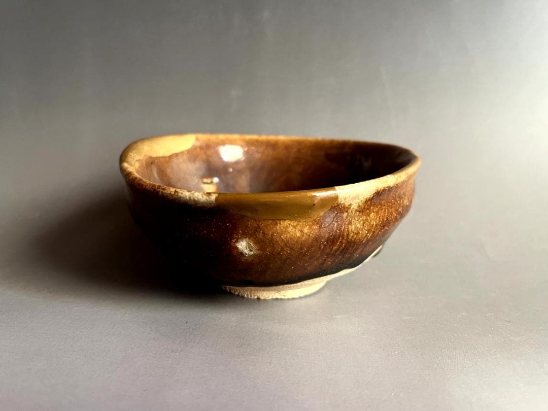 酒器■古瀬戸飴釉小碗 古鉢 酒杯 ぐい呑み 金継ぎ直し有 涙痕 時代物 骨董品■