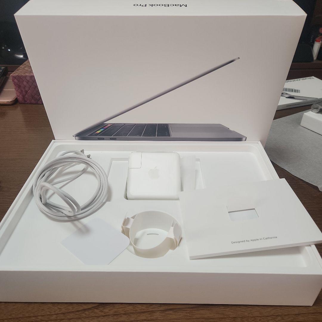 【美品】MacBook Pro 13インチ メモリ16GB版 2019