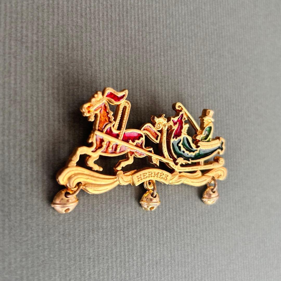 エルメス　クリスマス ブローチ