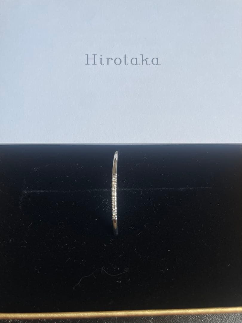 Hirotaka ヒロタカ　Bowダイヤモンドピアス