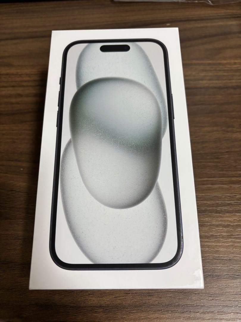 Apple iPhone 15 ブラック SIMフリー