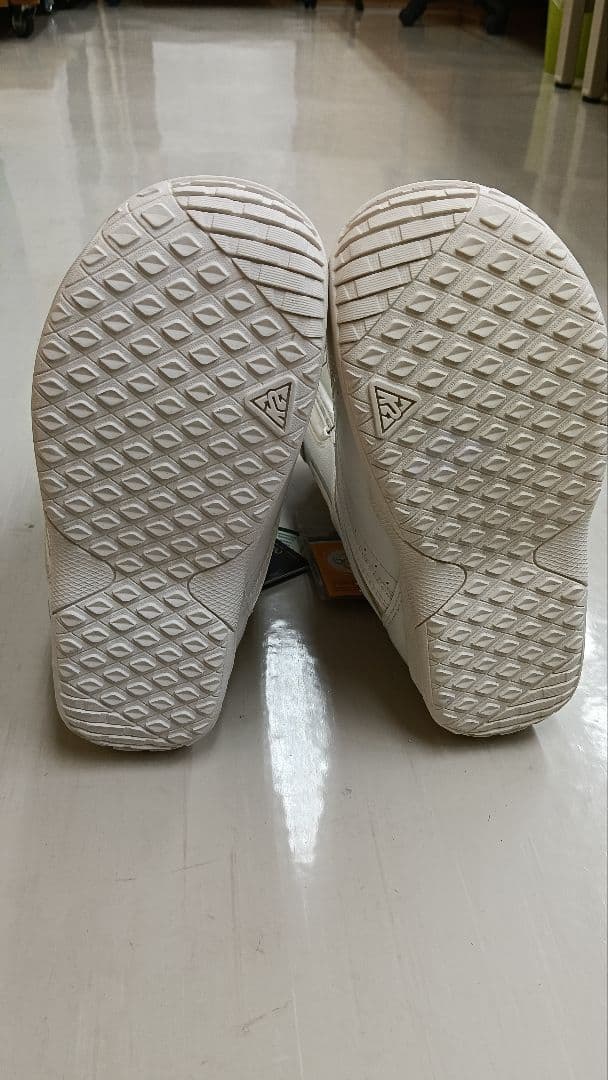 新品未使用 K2 スノーボードブーツ 23cm ３点セット