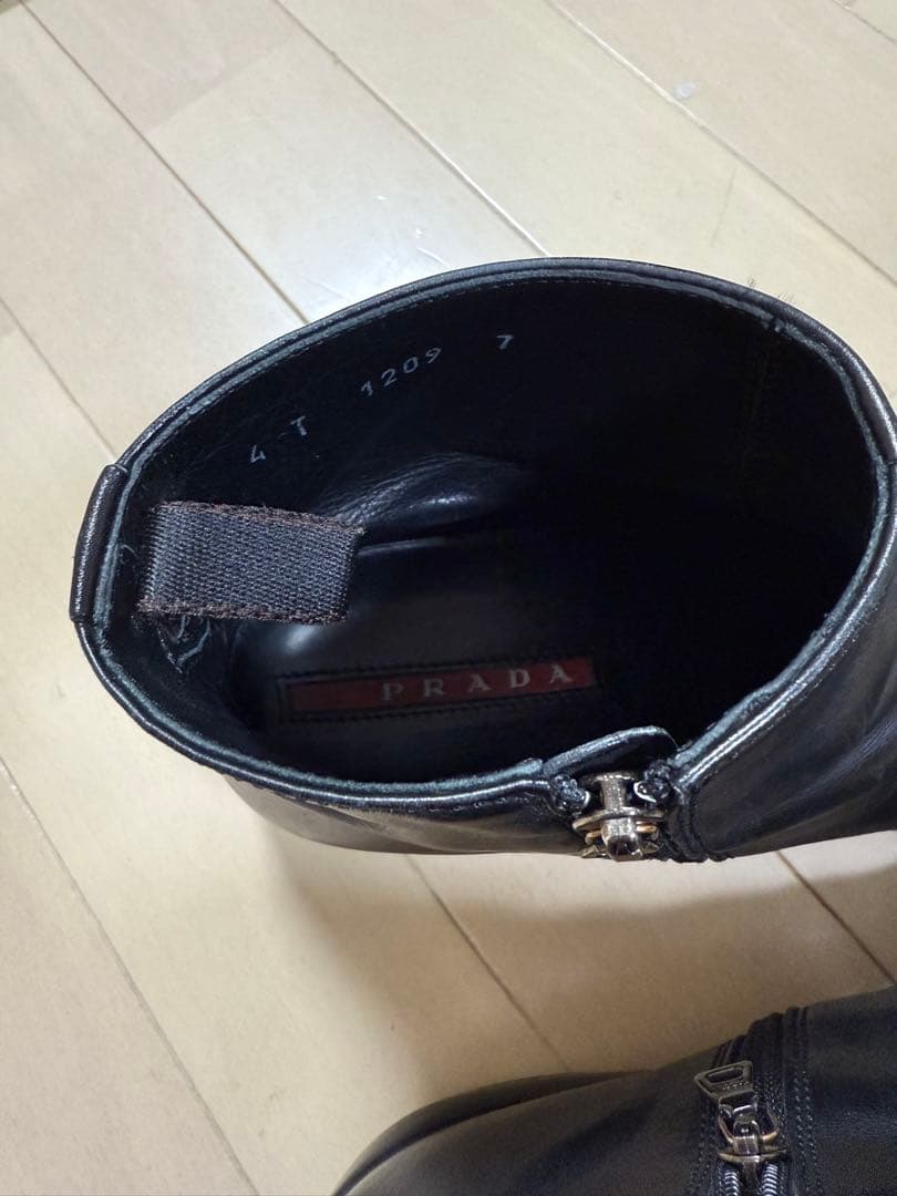 プラダスポーツ サイドジップブーツ アーカイブ