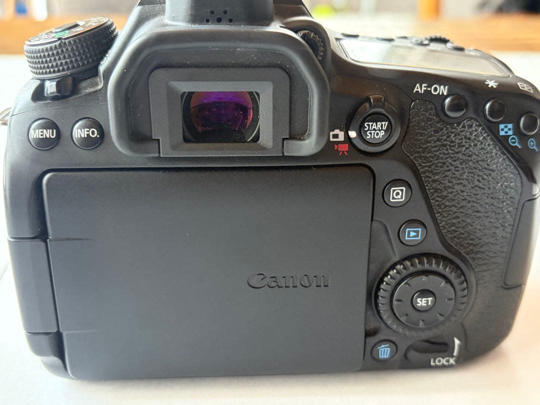 Canon EOS 80D 訳あり TAMURON レンズセット