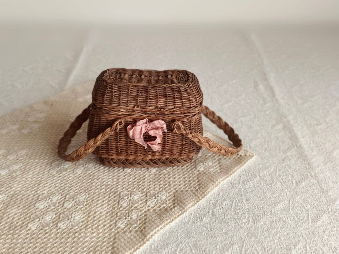 * antique doll panier ❀ * 小さなバスケット カゴ