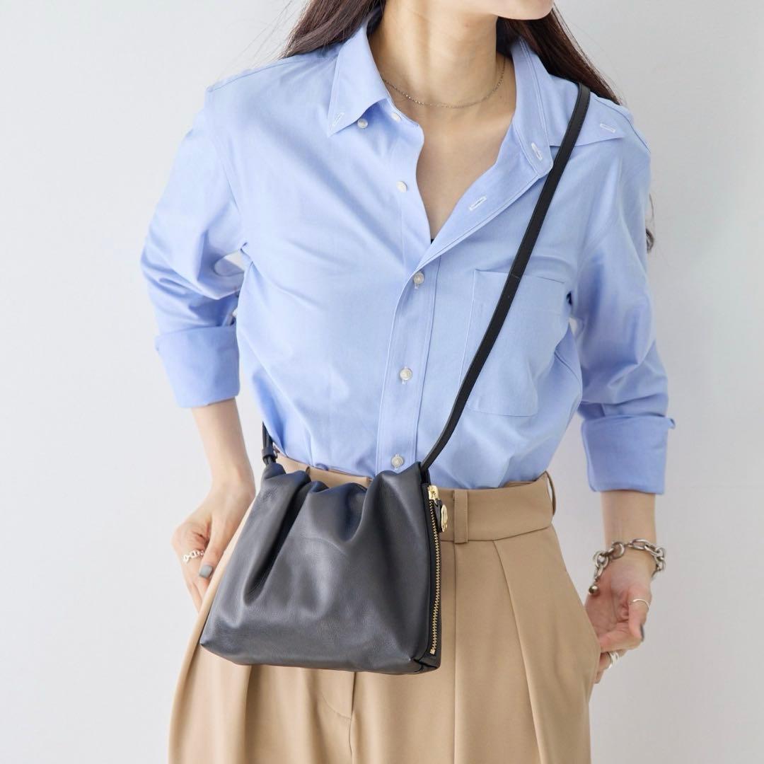 gemeil russet レザーワンハンドルミニショルダーバッグ　黒