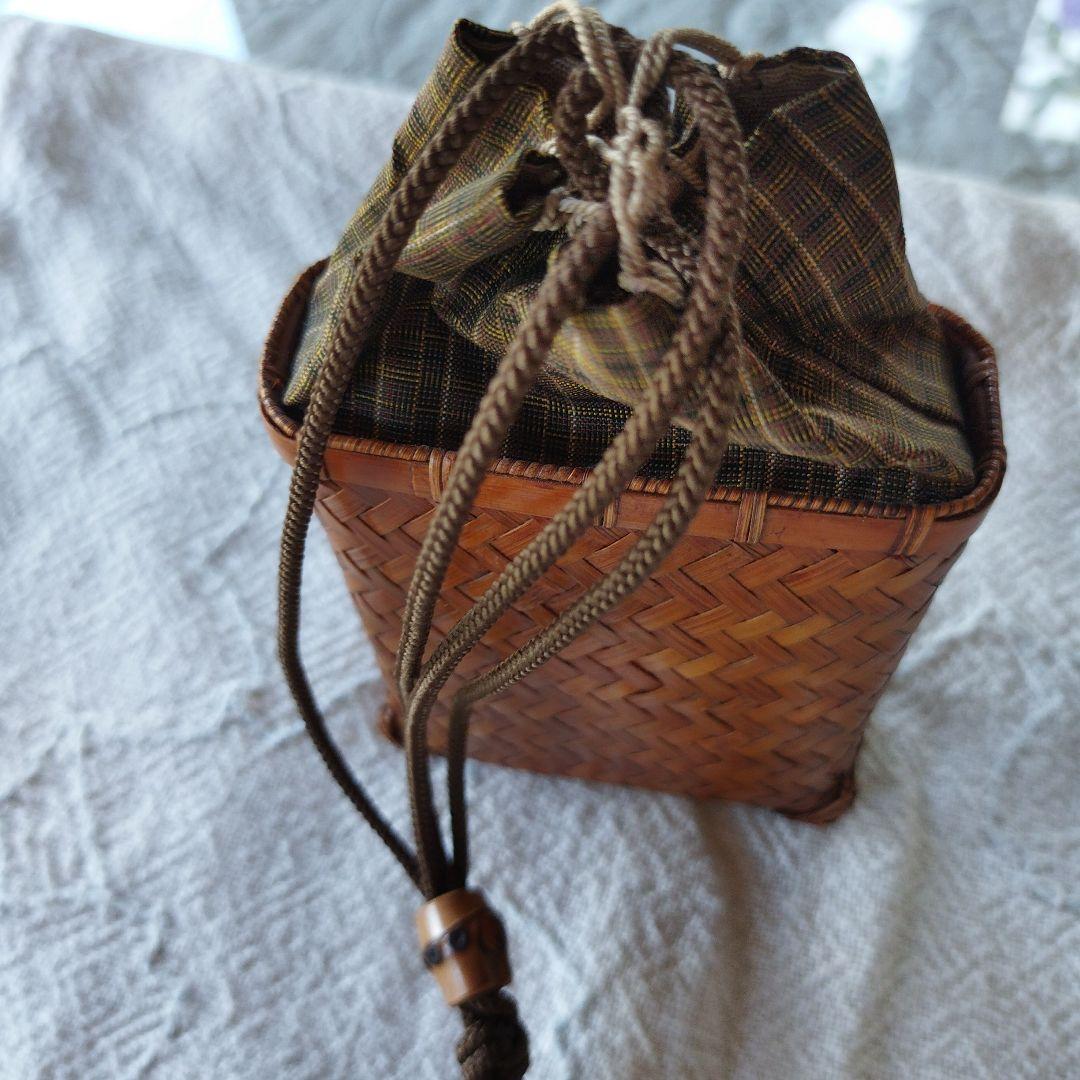 竹籠の小物入れ