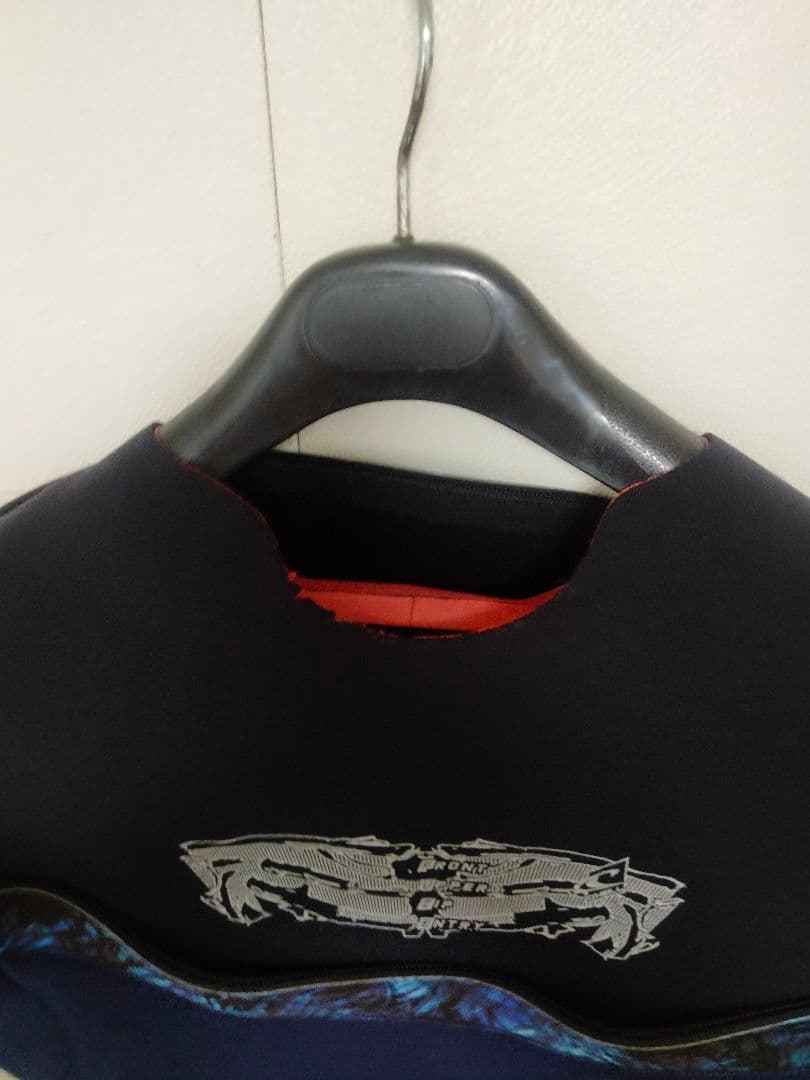 ★サーフ★ONEILLフルスーツ3㍉!★