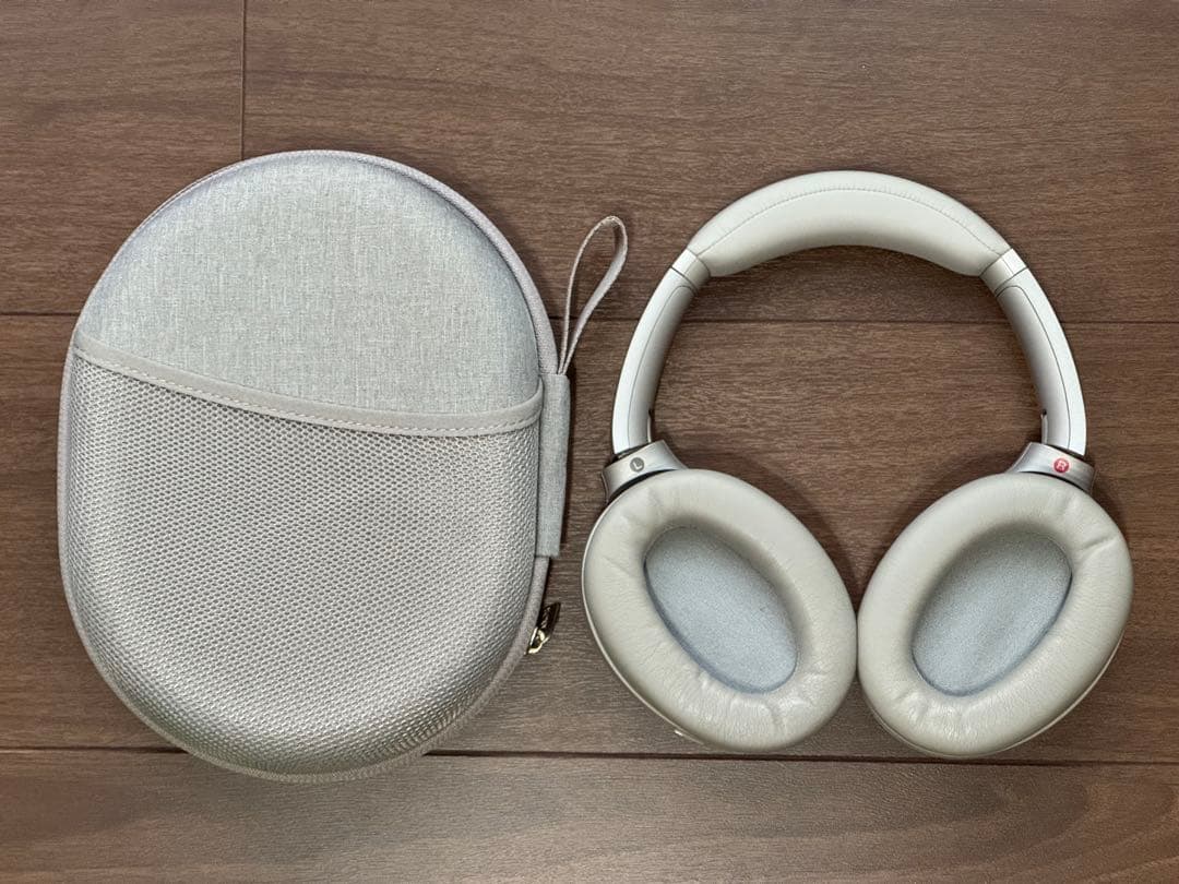 WH-1000XM3 プラチナシルバー【美品】