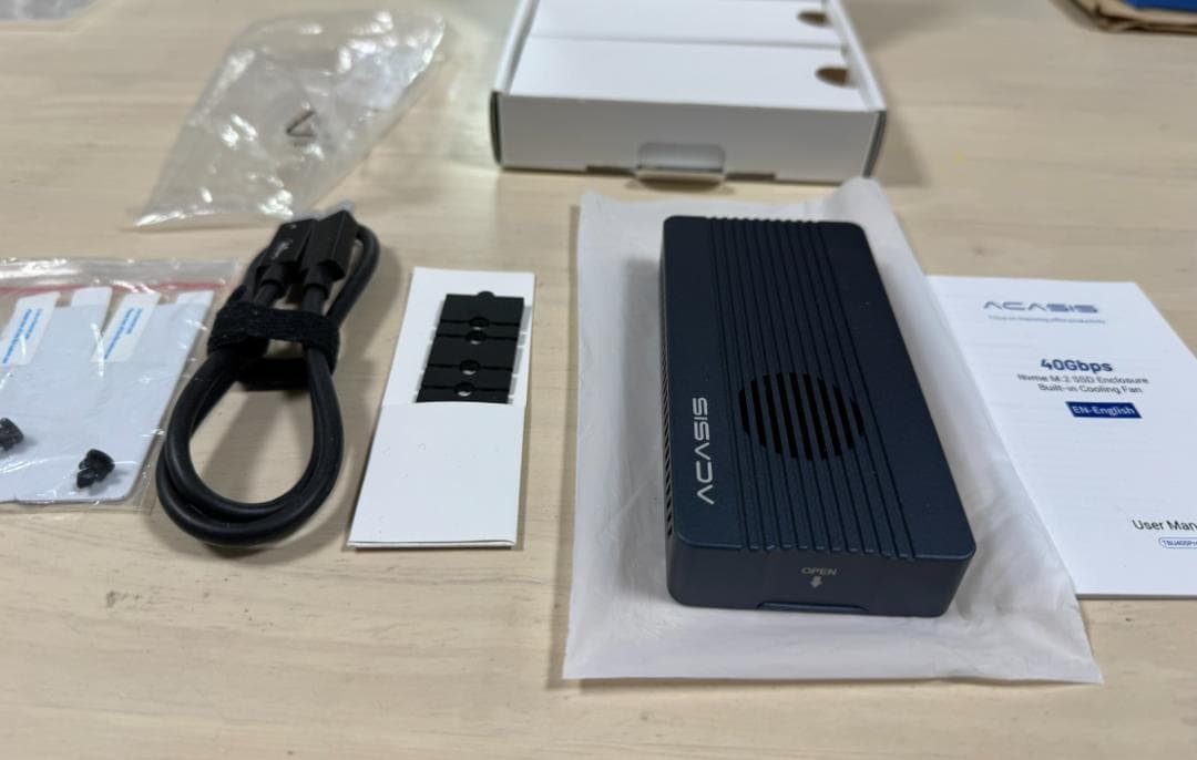 美品SSD外付けケースACASIS 40GbpsSSD TBU405Pro M1