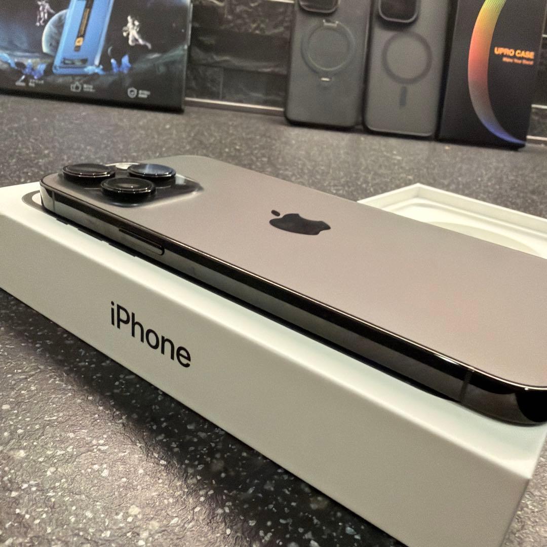 【美品】 iPhone 14 Pro Max 256GB スペースブラック