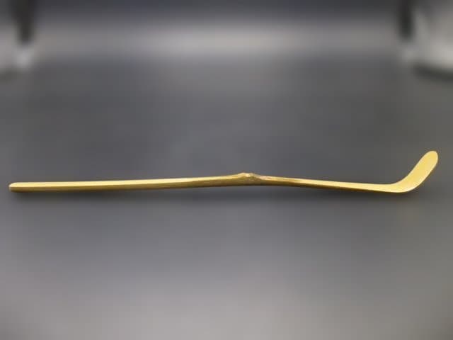 裏千家十五代　鵬雲斎　自作茶杓／銘「無着」／共箱共筒／黒田正玄下削り