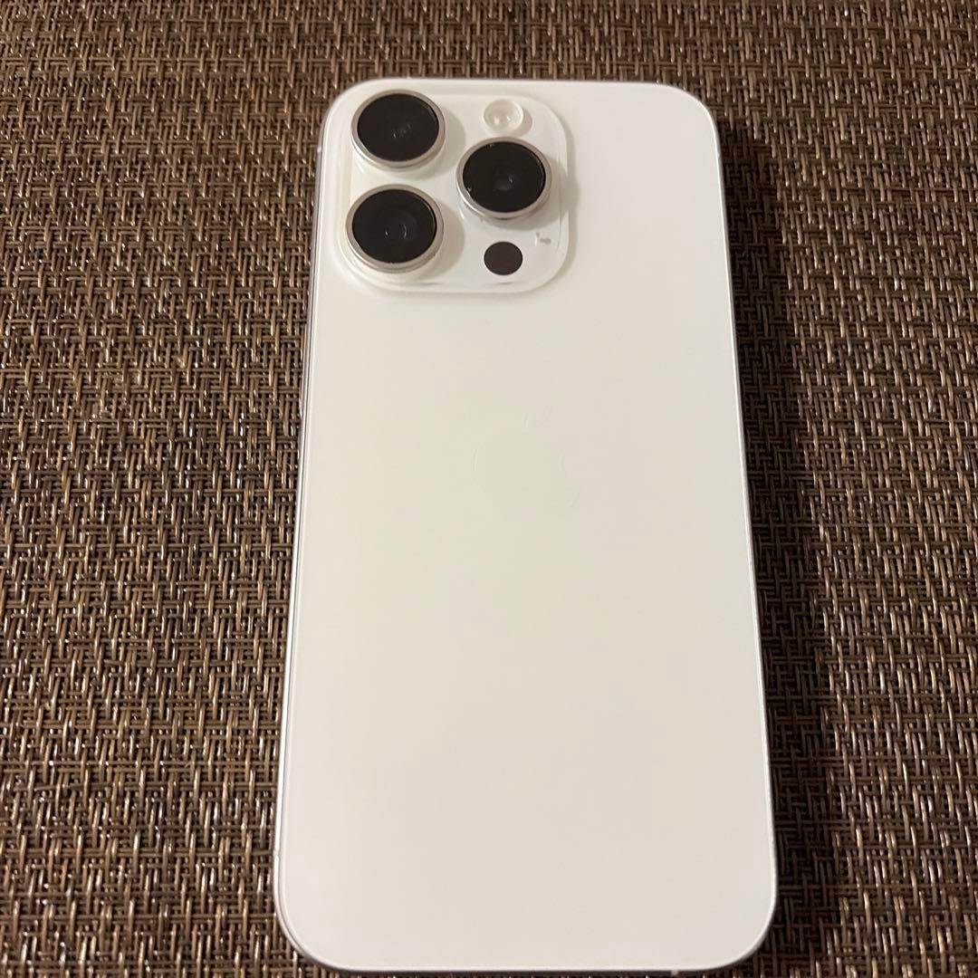 iPhone15pro 128GB 本体 美品
