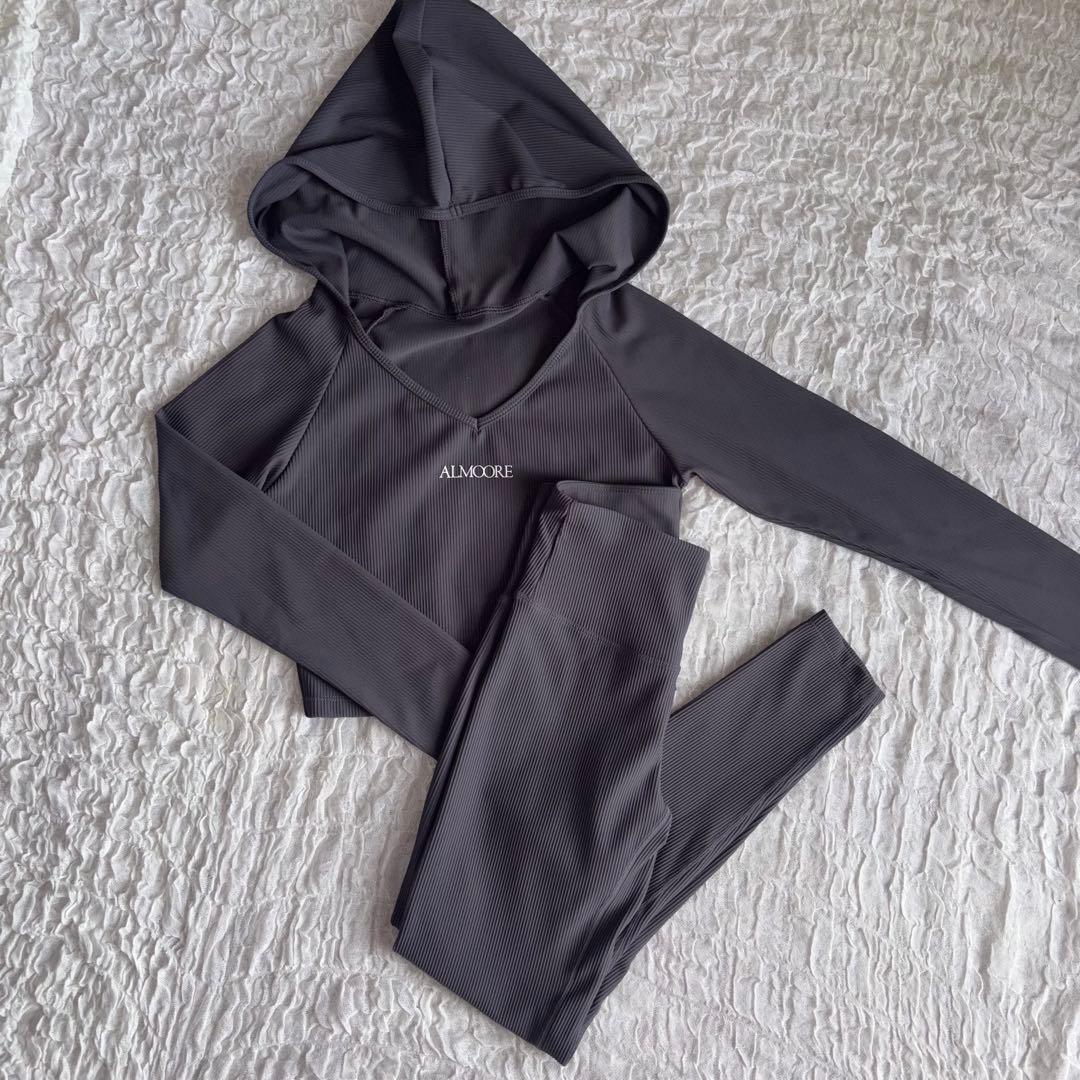 almoore | アルモーア | スリムリブトップス | レギンス | 新品