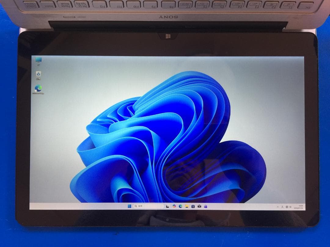 SONY VAIO Fit 13A 13.3型フルHD/SSD/Office