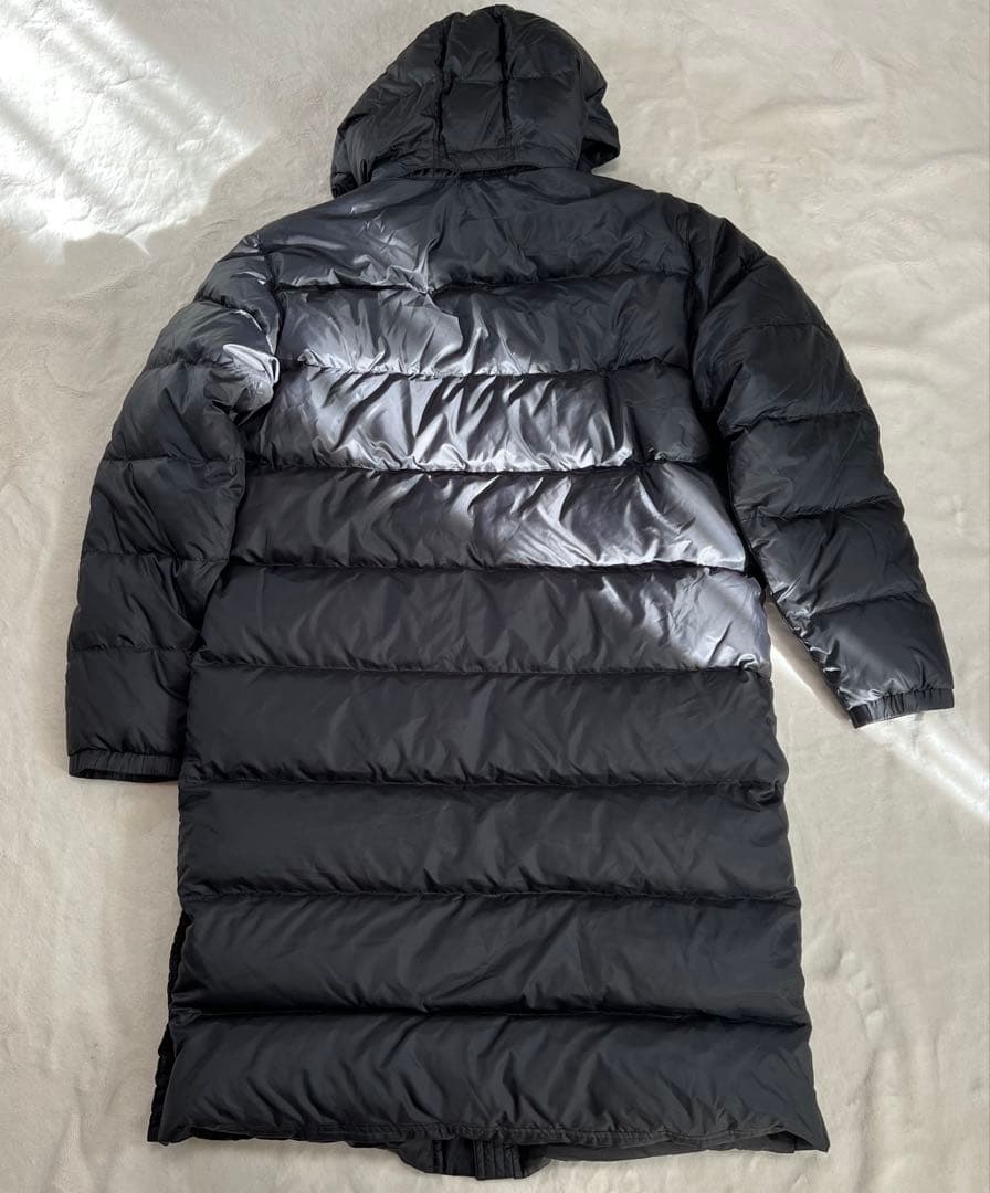 ナイキ　ダウンベンチコート　ブラック/ゴールド　M
