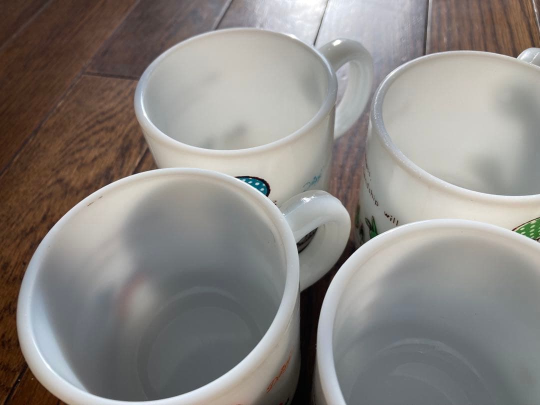 ヘーゼルアトラス　デイジー　動物　マグ　4つ　セット