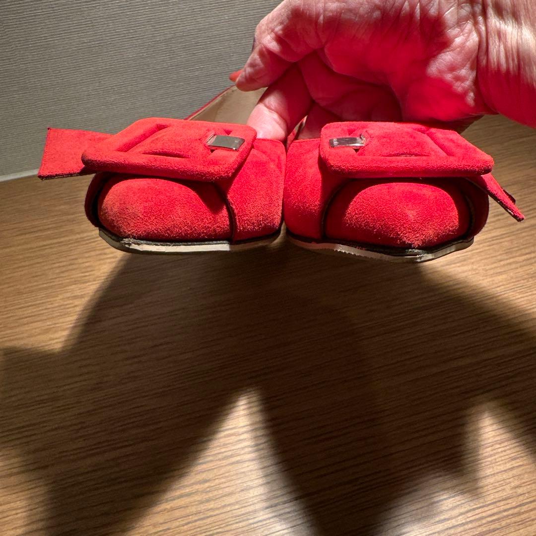 さな❣️セルジオロッシ 赤 スエード ポインテッドトゥ フラットシューズ