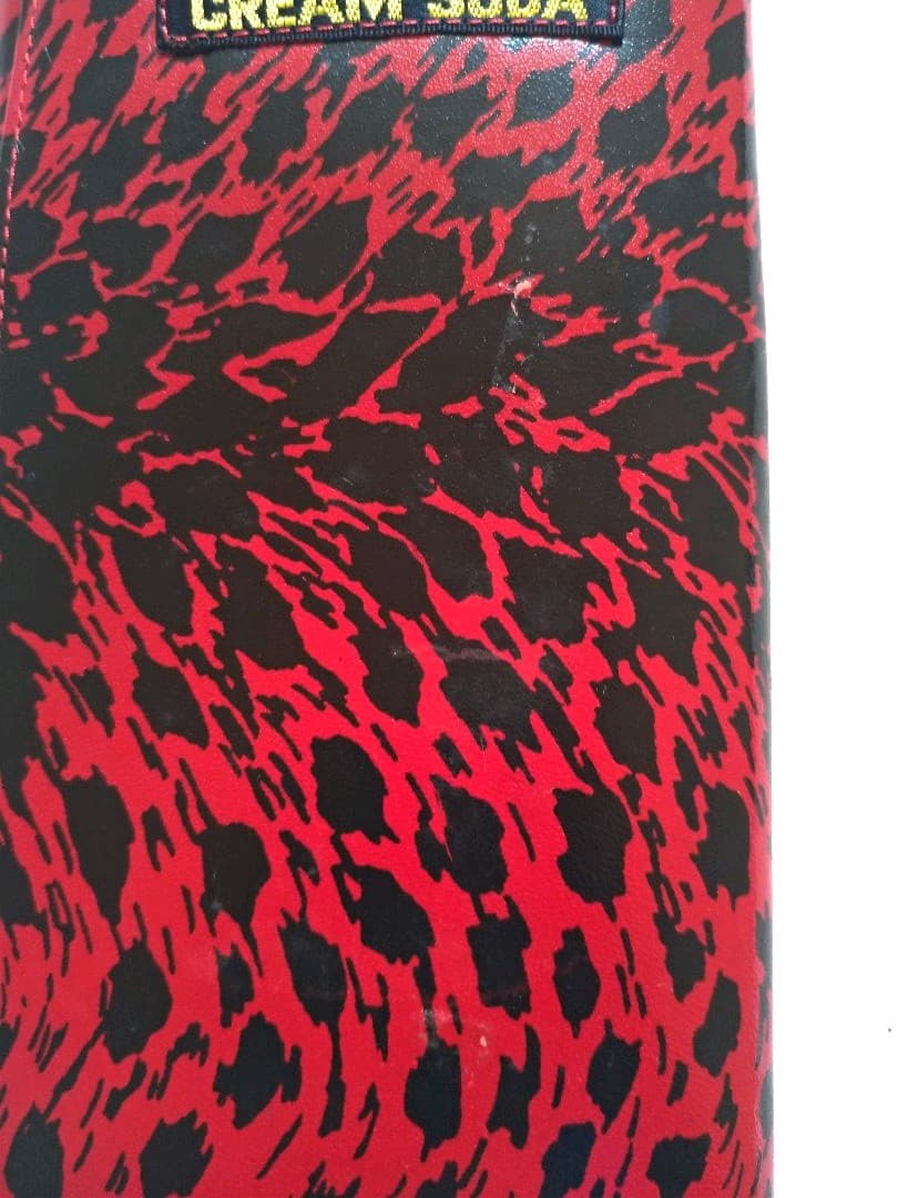 希少1,980年CREAM SODAの未使用財布