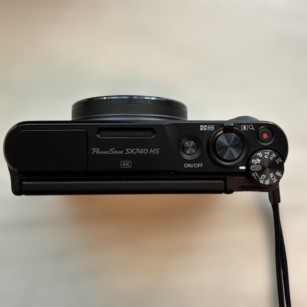 Canon PowerShot SX740 HS ケース付き　充電器なし