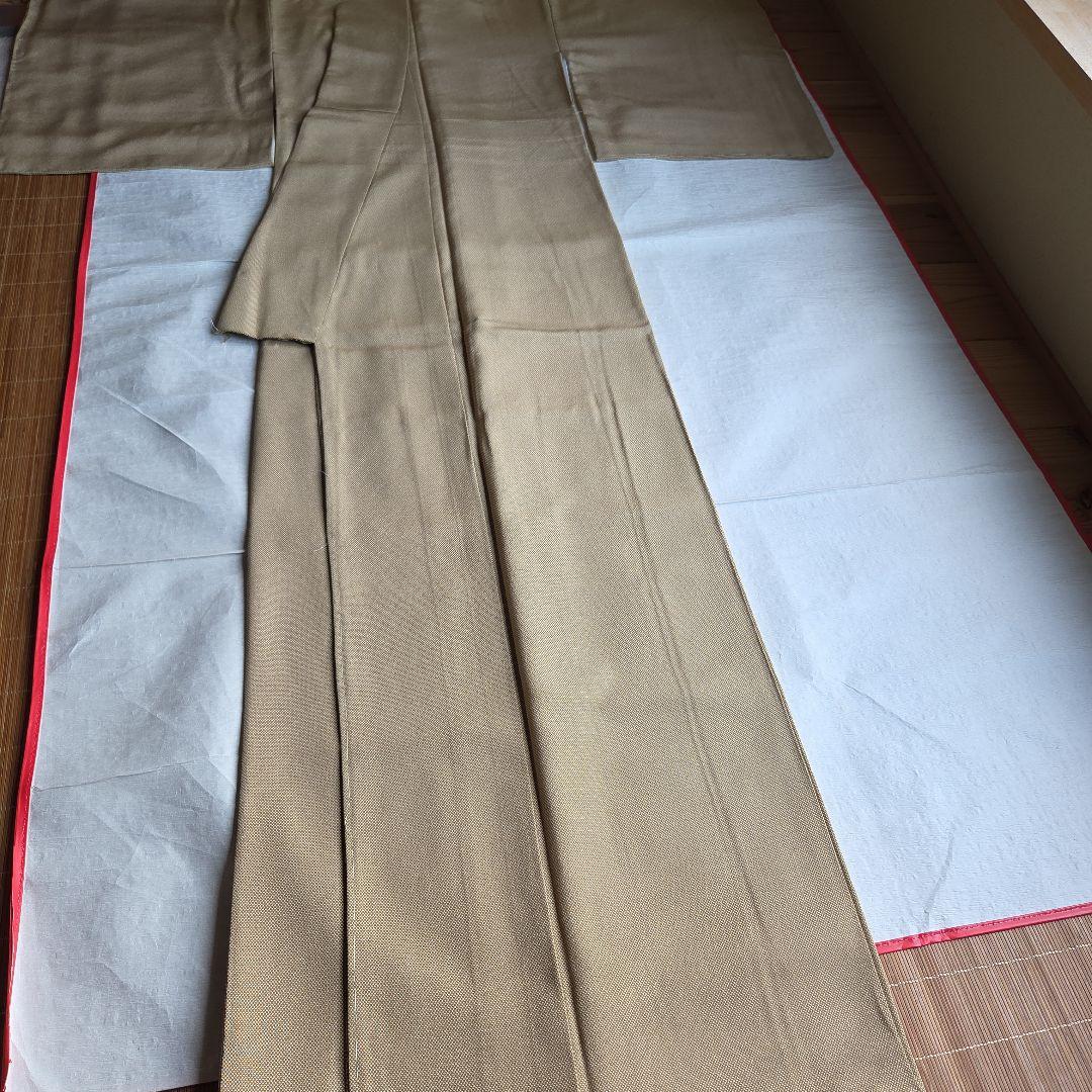 やわらかな榛色　行儀柄の江戸小紋