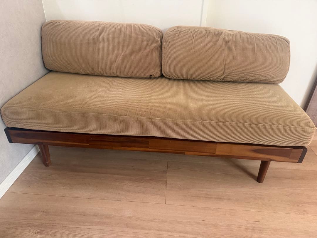 【世田谷受取OK‼️】140サイズunico ソファSWELLA(スウェラ)