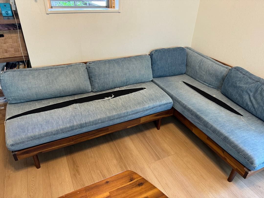 【世田谷受取OK‼️】140サイズunico ソファSWELLA(スウェラ)