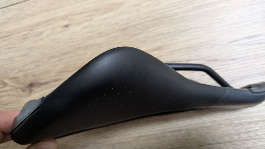 Specialized mimic サドル