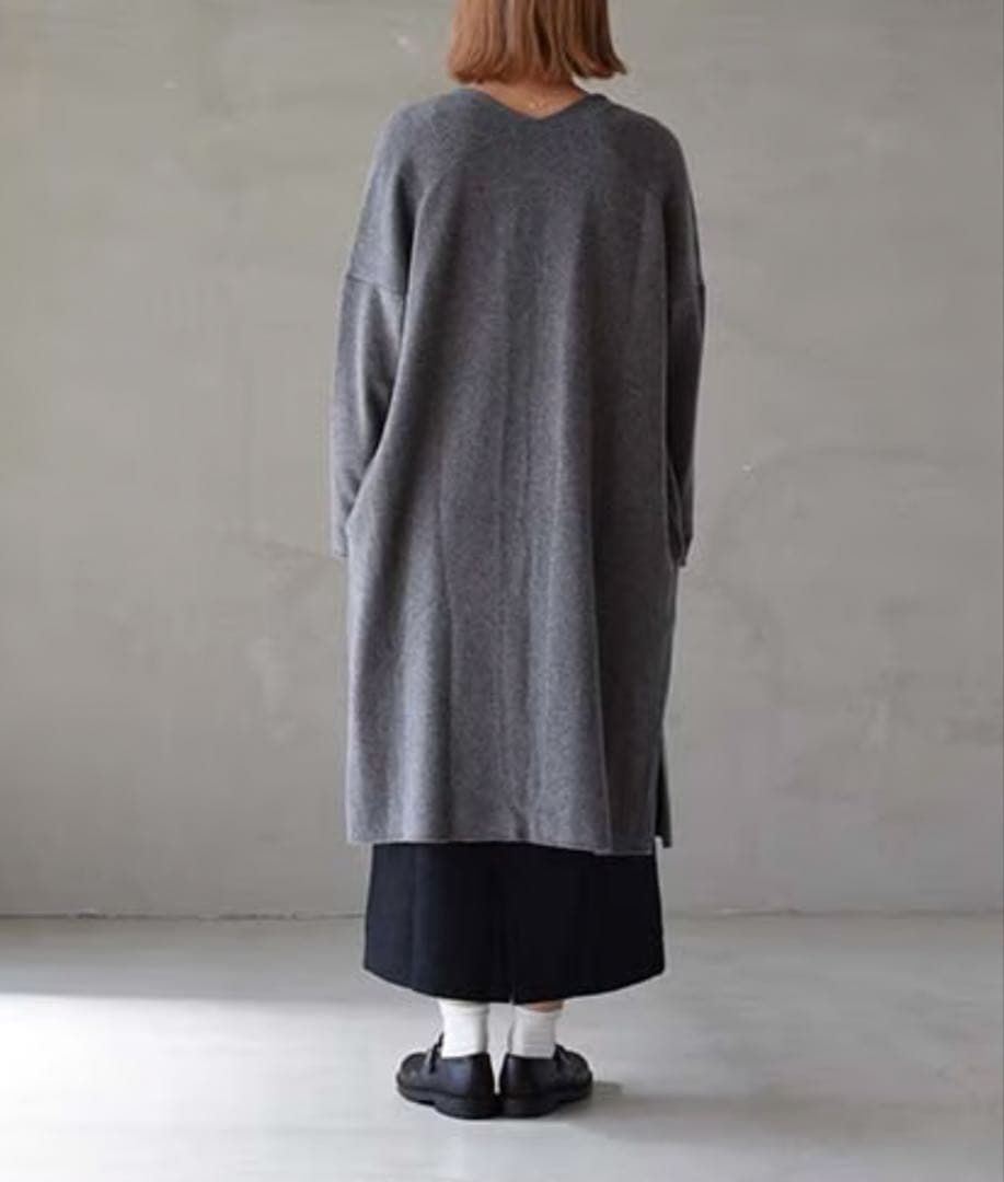 エヴァムエヴァ　セーブルカーディガン M グレー　未使用タグ付き