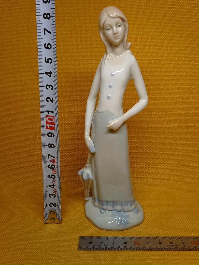 【美品】人形　陶器　オブジェ　置物　インテリア　工芸品　美術品　A1418