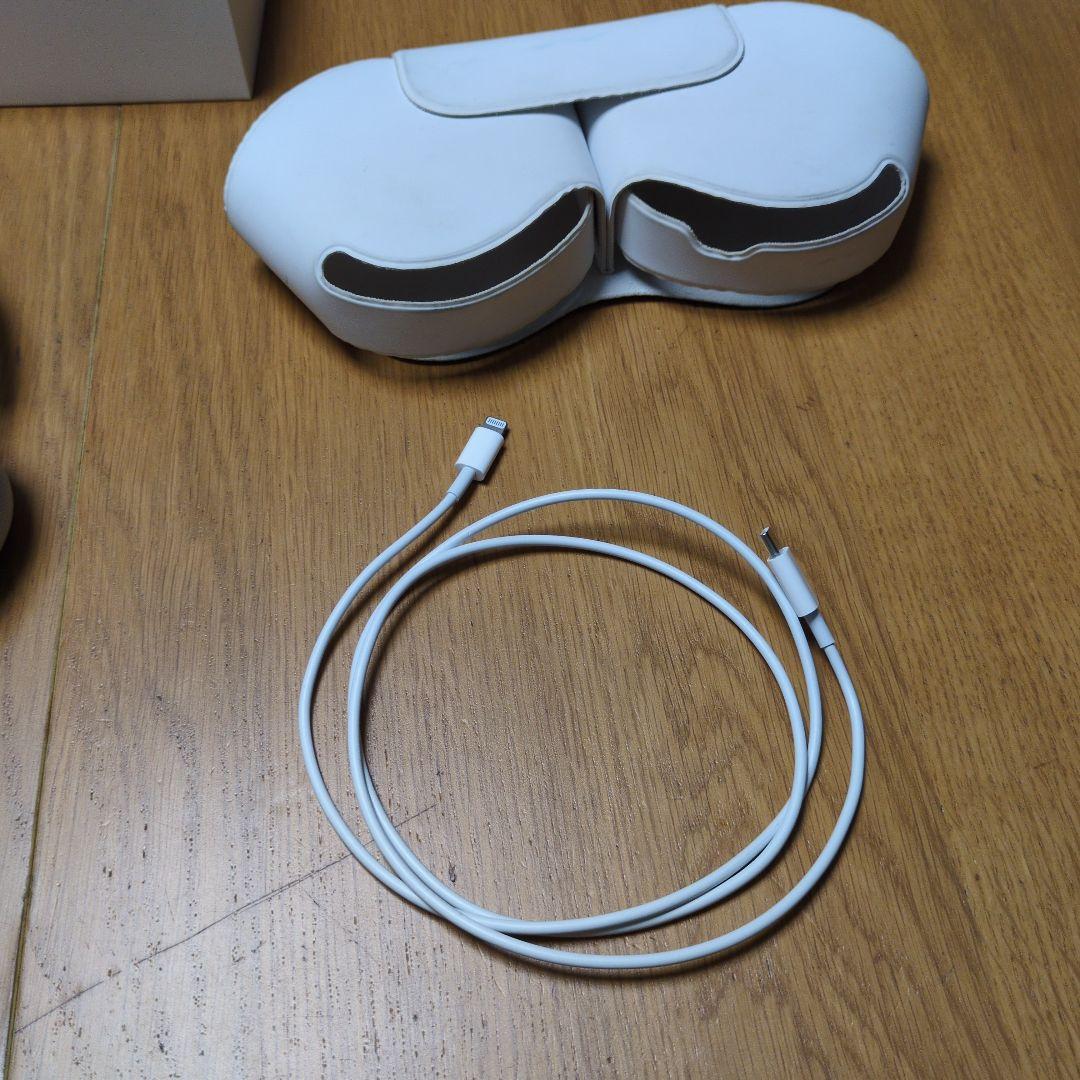 Apple　エアポッツマックス ヘッドホン　ホワイト