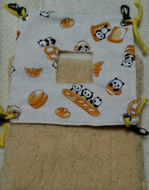 モモンガハウス (パンダカフェ柄 クリーム)  ボアベージュ  2000円