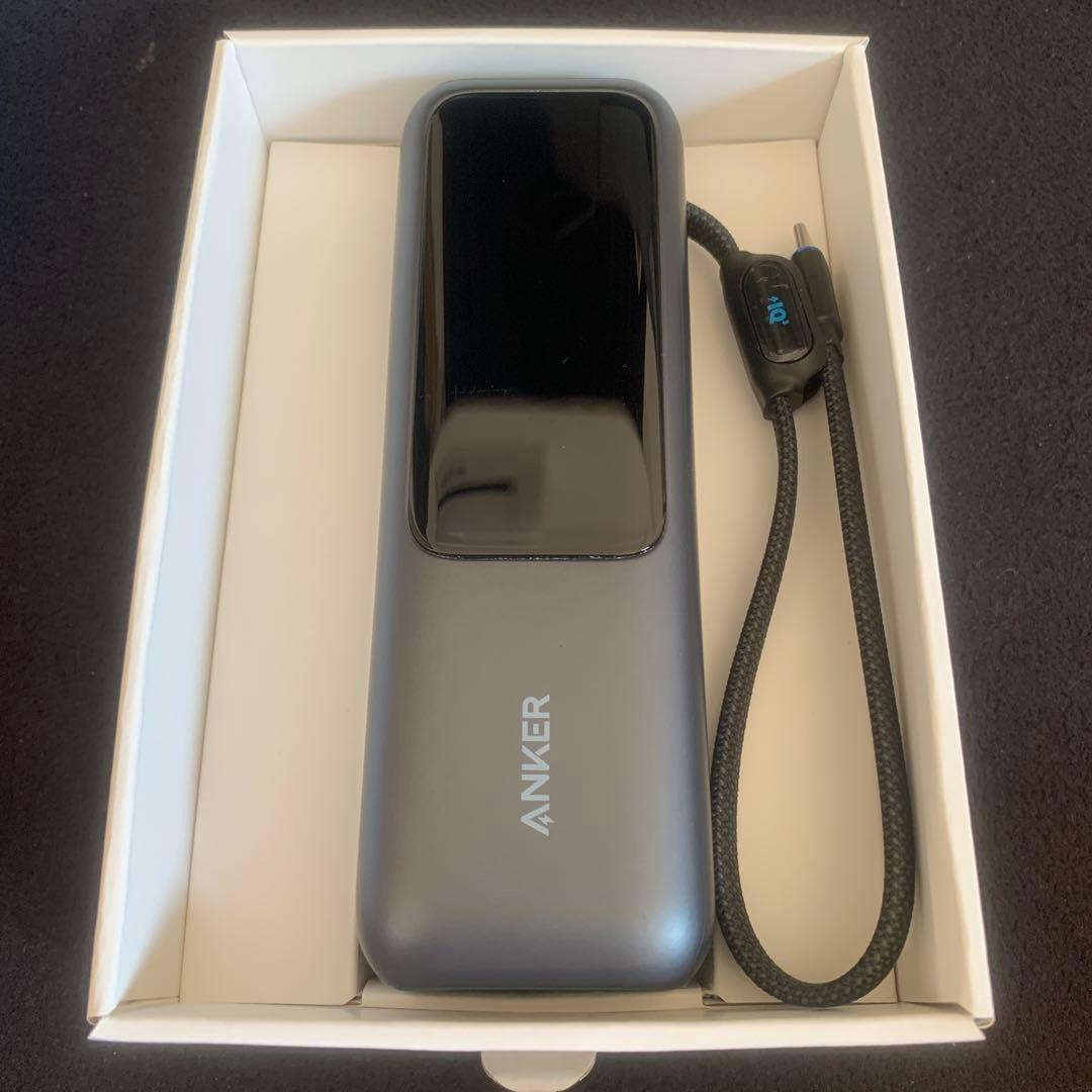 Anker Power Bank (25000mAh, Built-In ）